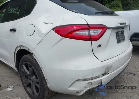 2017 Maserati Levante z USA, uszkodzony, nr VIN ZN661XUSXHX254425